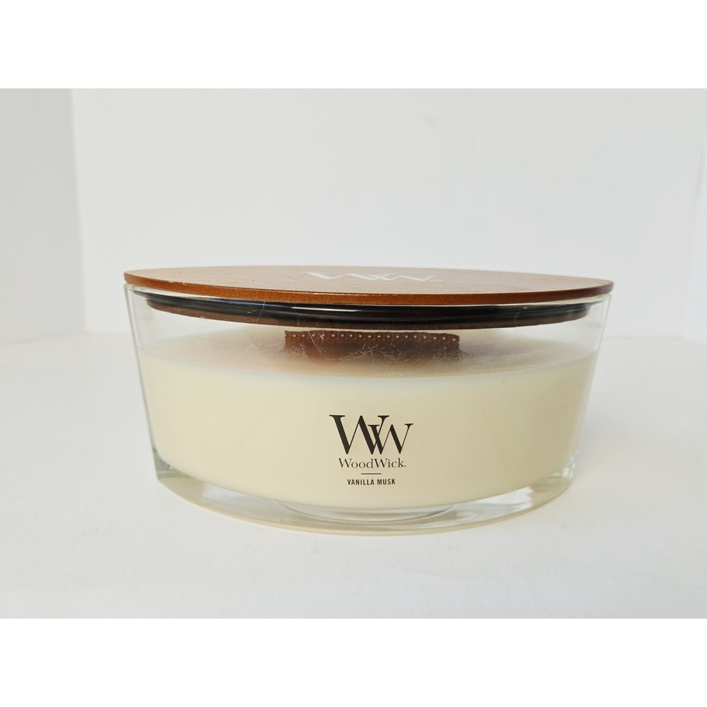 Woodwick Candle Vanilla Musk NEW unburnt 16 oz glass jar